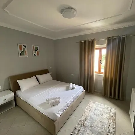 Ferrari Hotell *